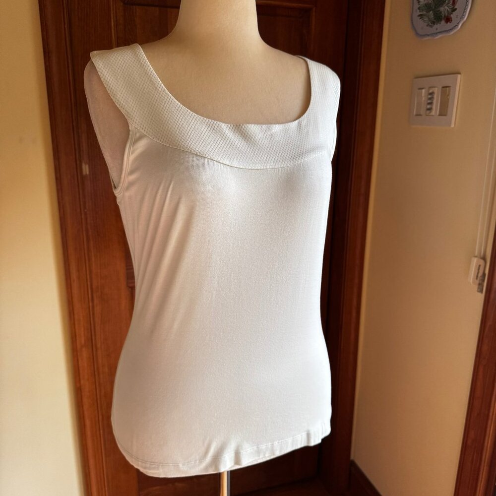 St. John Embellished Scoop Neckline Sleeveless Tank, Size L, NWOT, Vintage